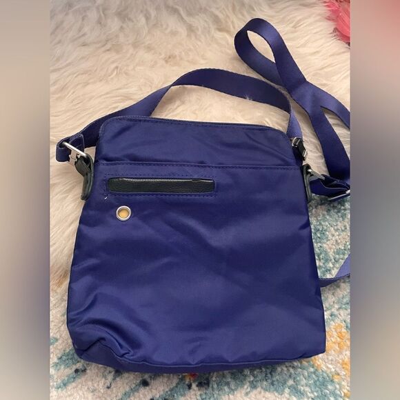 Baggallini Multi-Compartment Crossbody Bag Blue - Picture 3 of 10